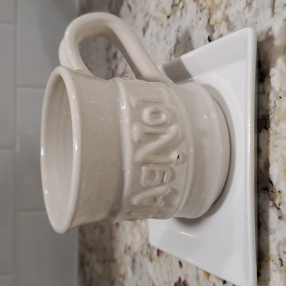 Magnolia mug white